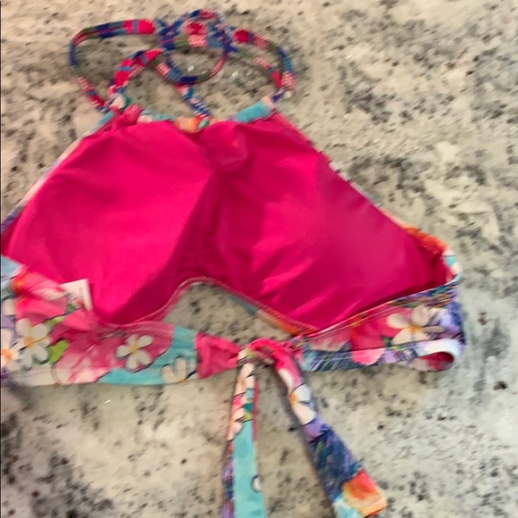 Bikini Top - Picture 2 of 2